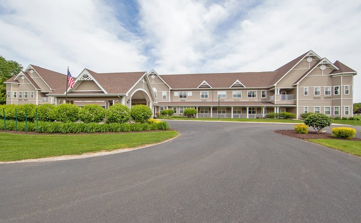 Charter Senior Living of Pekin, Pekin, IL 2