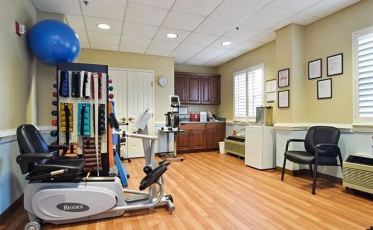 Charter Senior Living of Newport News, Newport News, VA 5