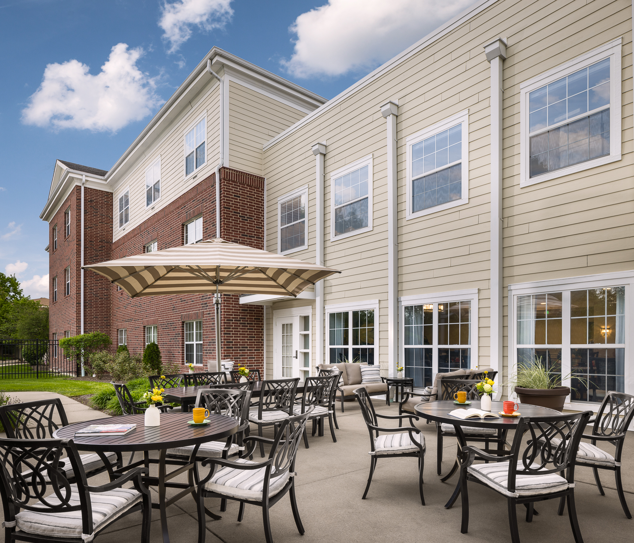 Belmont Village Senior Living Geneva Road, Carol Stream, IL 2