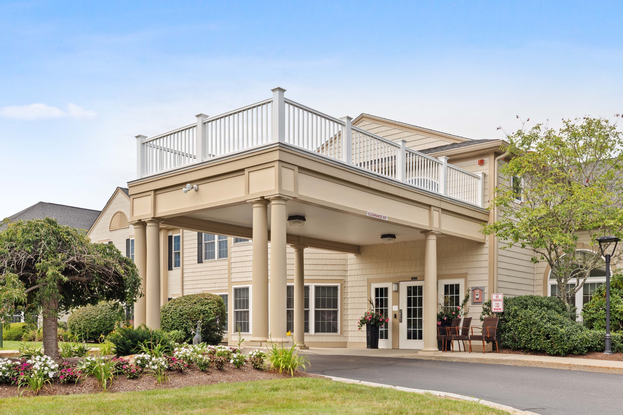 Benchmark Senior Living at Plymouth Crossings, Plymouth, MA 5