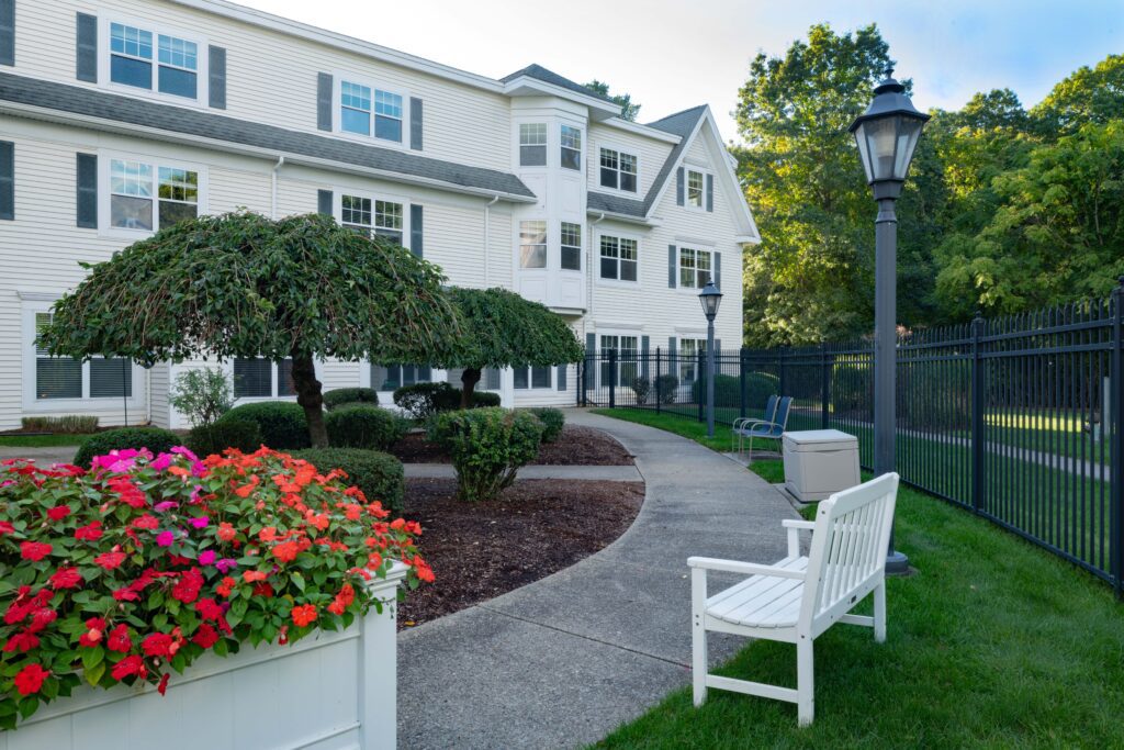 Charter Senior Living of Dedham, Dedham, MA 3