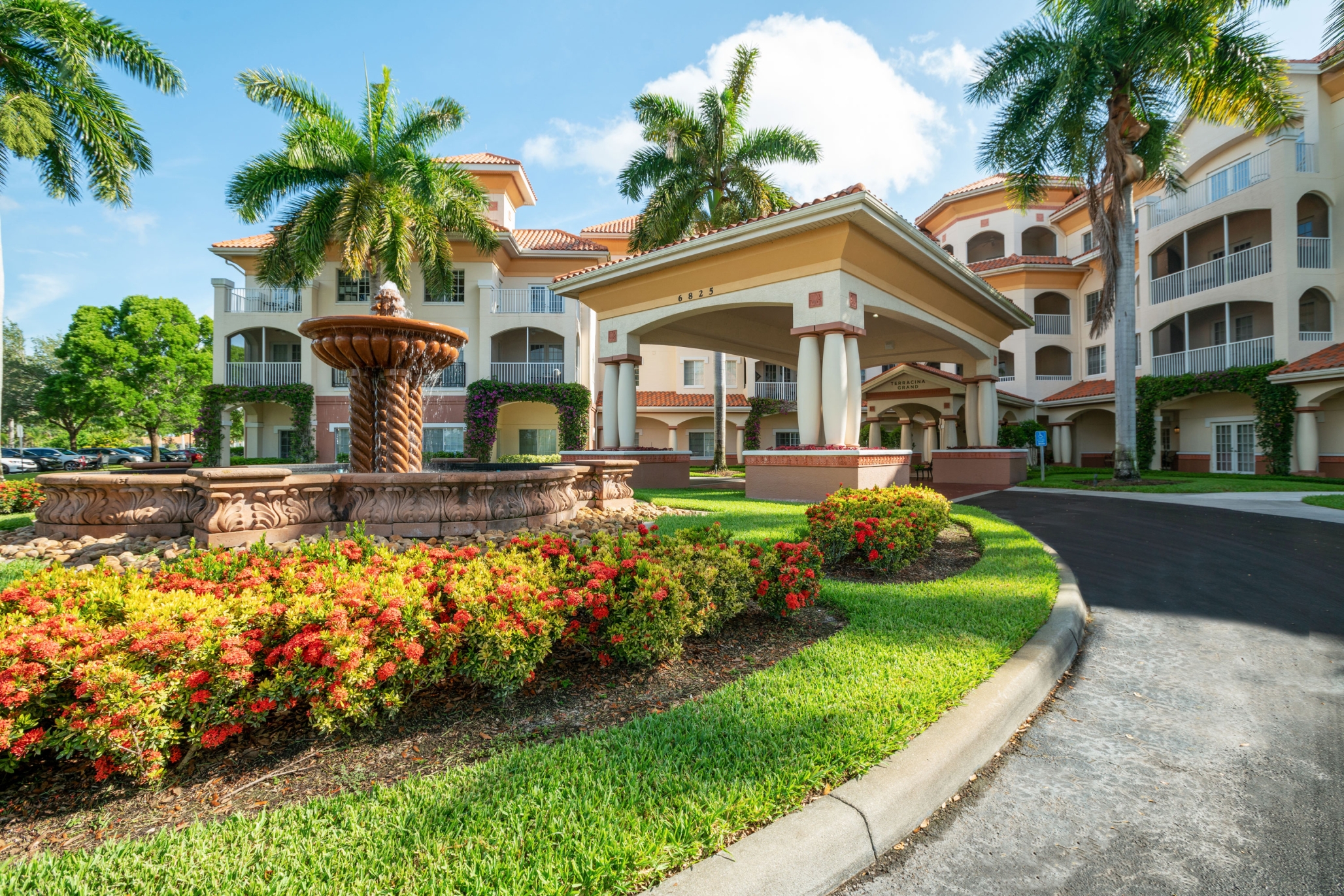 Terracina Grand, Naples, FL 3